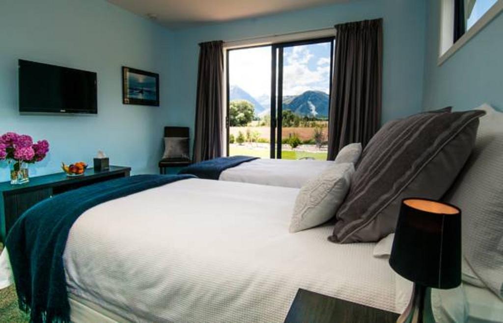 Glenorchy Peaks Bed And Breakfast Room photo