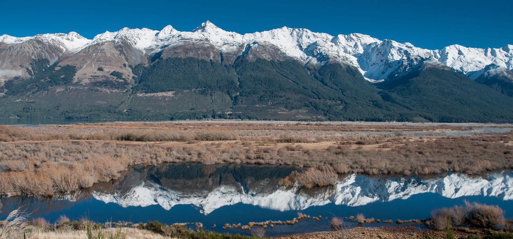 Glenorchy Peaks Bed And Breakfast Exterior photo
